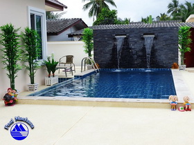 สระว่ายน้ำ